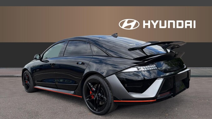 Hyundai Ioniq 6 N 478kW 84 kWh 4dr Auto [Vision Roof] Electric Saloon - Image 2
